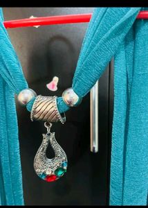 Teal scarf with Pendant