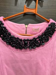 Pink Embellished T-Shirt 🩷🤍