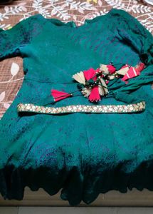Green Ethnic Kurta with Purple Bandhani Print