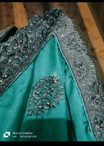 Elegant Teal Saree with Blouse