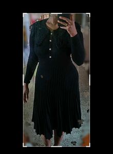 Elegant Black Midi Dress