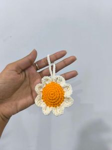 Crochet Daisy keychains