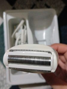 Kemei Rechargeable Hair Remover