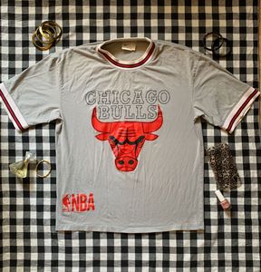 Chicago Bulls Graphic T-Shirt