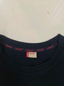 🇰🇷 VINTAGE-STYLE LEVI’S RED TAB T-SHIRT | NAVY B