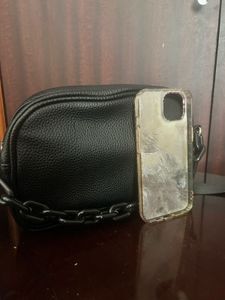 Miniso Chic Black Crossbody Bag with Chain Detail
