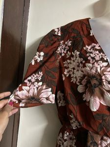 Floral Wrap V-Neck Peplum Top