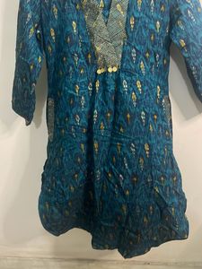 Teal Blue Ethnic Kurta with Gold Print