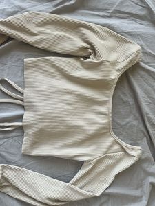 Ribbed Long Sleeve Crop Top