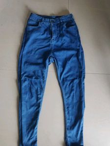 Classic Blue High-Waisted Jeans