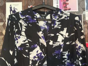 Stylish Abstract Print Shrug