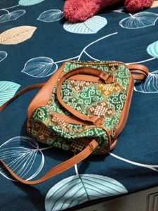 sling beg