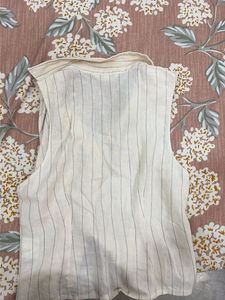 linen top from H&amp;M