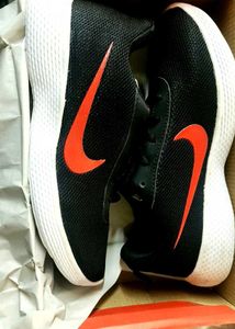 AEDEE Men's Black Sneakers