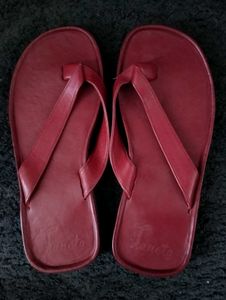 Stylish Red Leather Flip-Flops