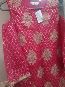 Brand New Cold Shoulder Kurthi