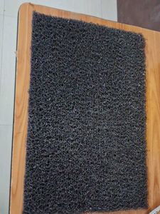 Black Anti-Slip Mat