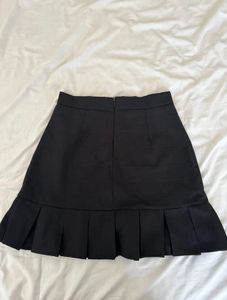 Black Pleated Mini Skirt