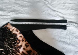 Its Very Beautiful N Comfortable Velvet Top