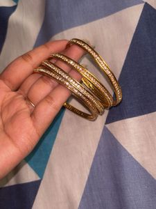 Set of 4 Sparkly Gold Bangles