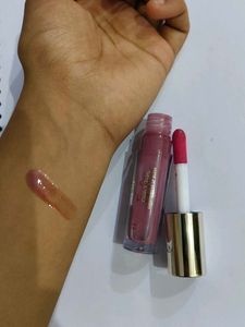 lip gloss beautiful shade suits all ski types hydr
