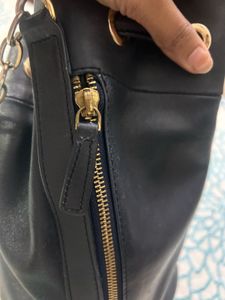 Hidesign Pure Leather Bucket Bag