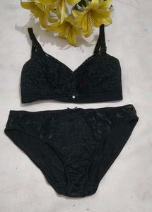 Very Amazing And Beautiful Bra With Brief