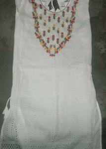 Floral Embroidered Kurta