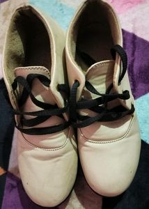 Women's Cream Coloured Block Heeled Boots