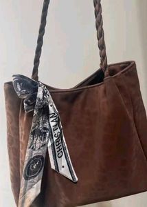 Stylish Leopard Print Tote Bag with Scarf