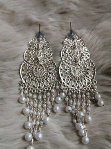 Elegant Pearl Dangle Earrings