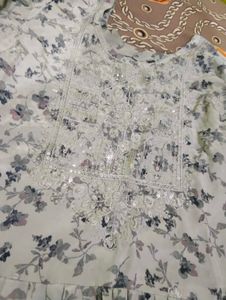 Light  Floral naira dress with dupatta