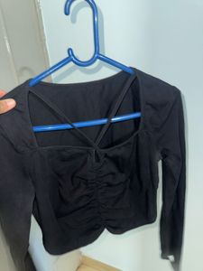 Chic Ruched Black Long Sleeve Top