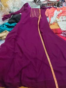 Elegant Purple Ethnic Gown