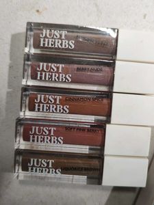 Just Herbs Liquid Lipstick Kit