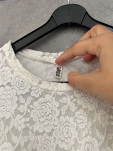 Elegant Lace Puff Sleeve Top