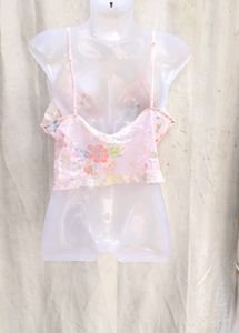 14V. Floral Lace Trim Cami Top