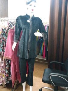 Party Wear Elegant Black Velvet Kurta Set