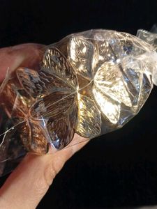 Stunning Gold Tone Leaf Design Bracelet