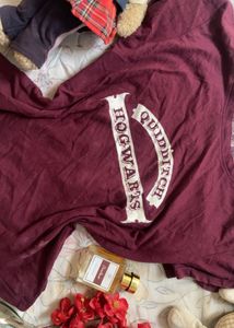 Hogwarts Quidditch T-Shirt