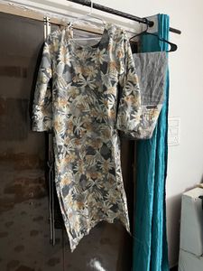 Elegant Floral Kurta Set with Pants