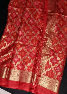 Doria Cotton Red Saree