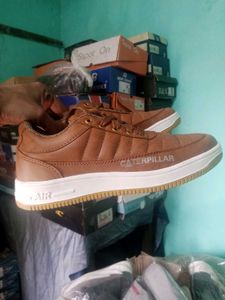 NEW NO USED CASUAL SHOE FOR MEN.