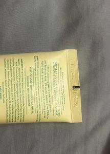 Gentle Face Wash for Acne-Prone Skin