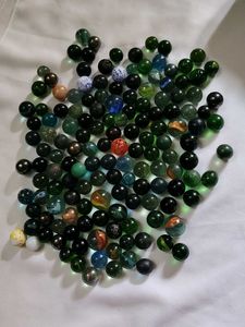 Vintage Glass Marbles Collection ( 148 pieces )