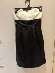 Chic Black &amp; White Strapless Dress