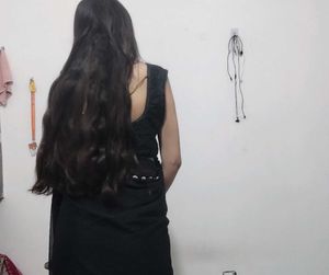 Elegant Black Saree without blouse