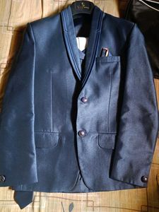 Elegant 5-Piece Branded Men's Wedding Suit