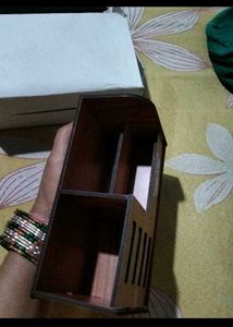 wooden pen stand