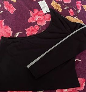 Chic Black One-Shoulder Top